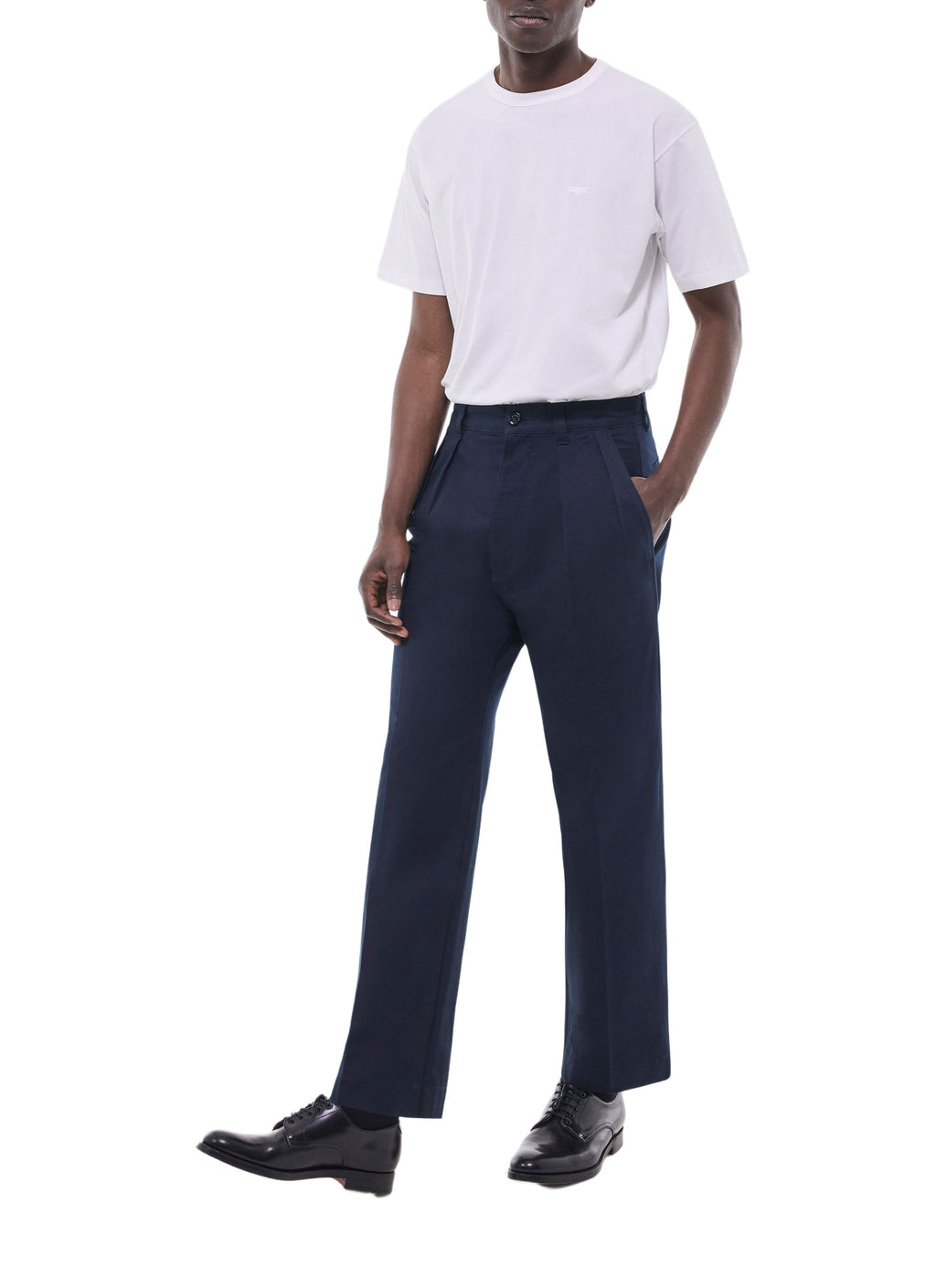 Chino Léger À Pinces - Marine