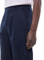 Chino Léger À Pinces - Marine