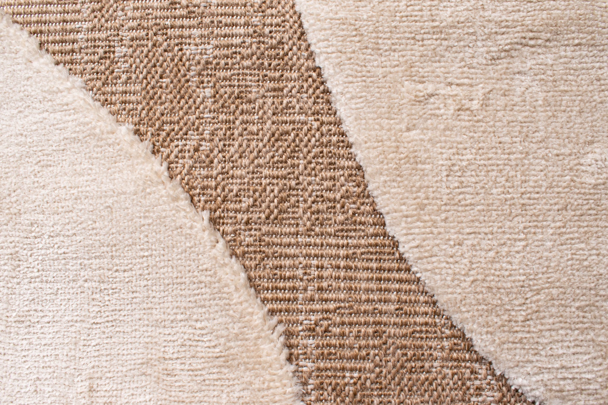 Soft abstract jute look rug: PAL9489BLA PALMA