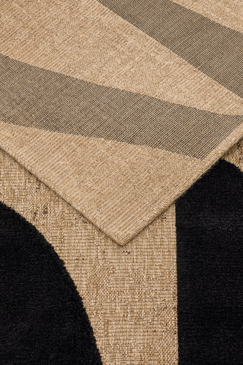 Alfombra natural con relieve negro: PAL9489NOI PALMA