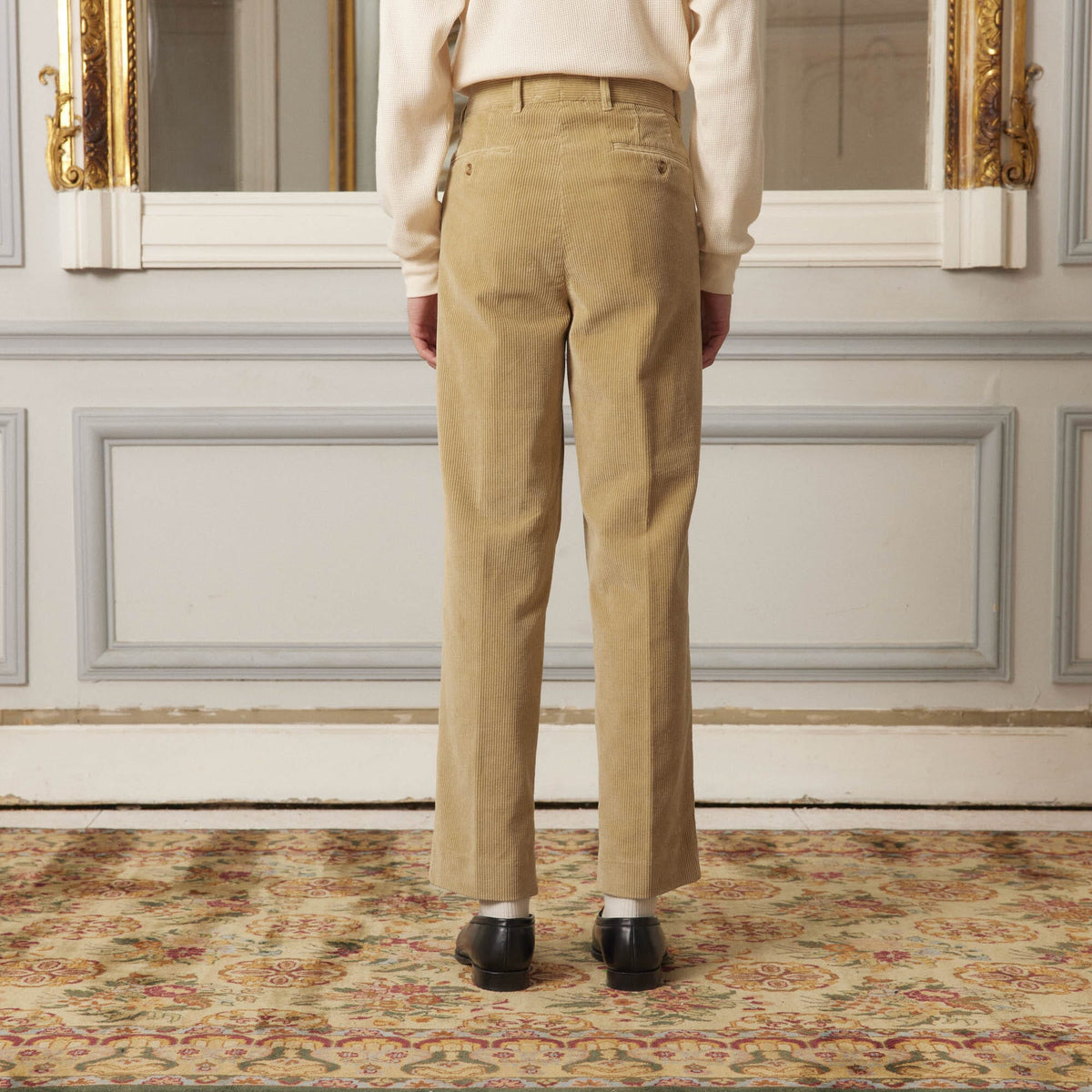 Pantalon À Double Plis En Velours Beige