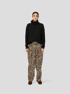 Pantalón Sakis Con Estampado De Leopardo Sedoso