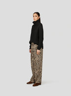 Pantalón Sakis Con Estampado De Leopardo Sedoso