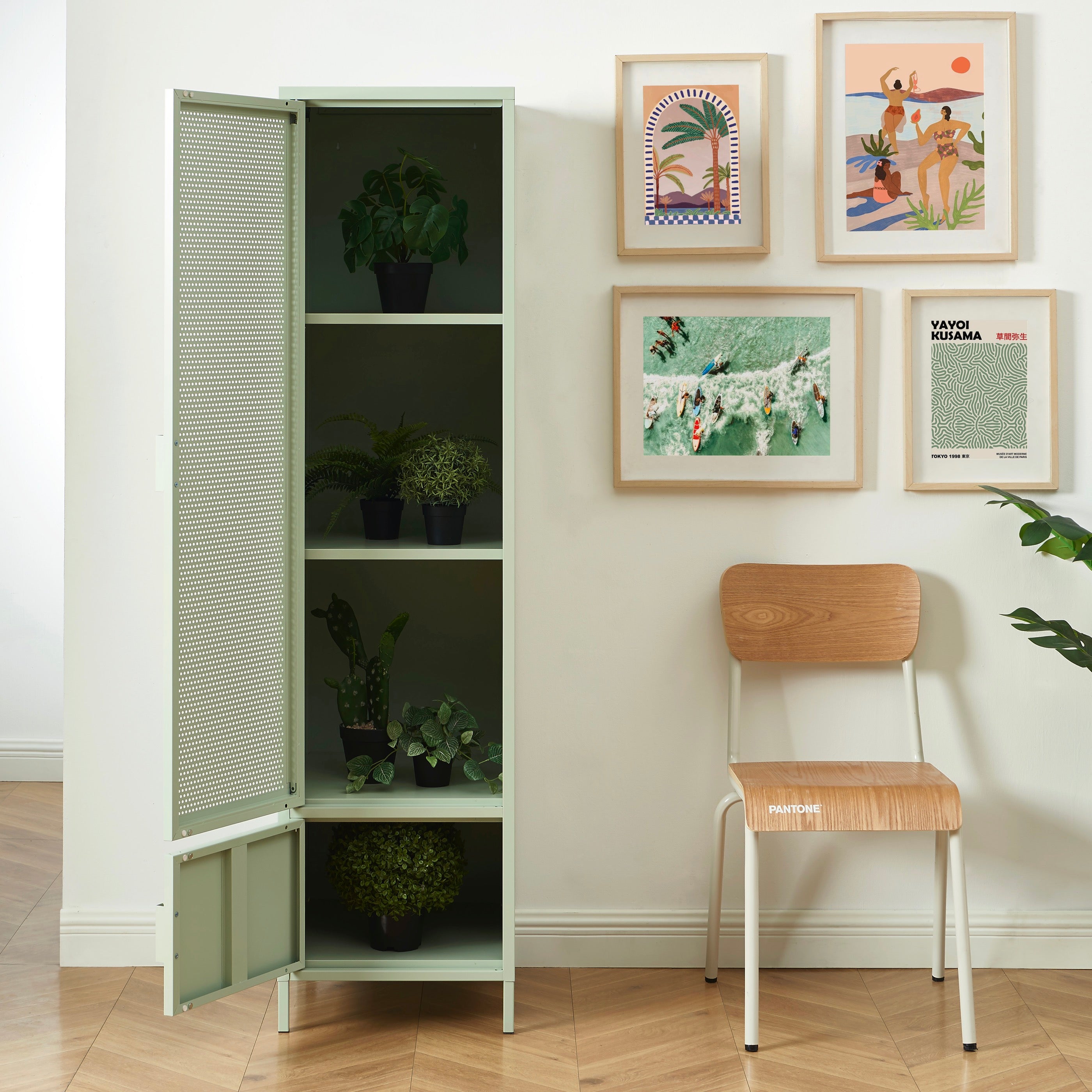Cloakroom - Metal - Almond Green