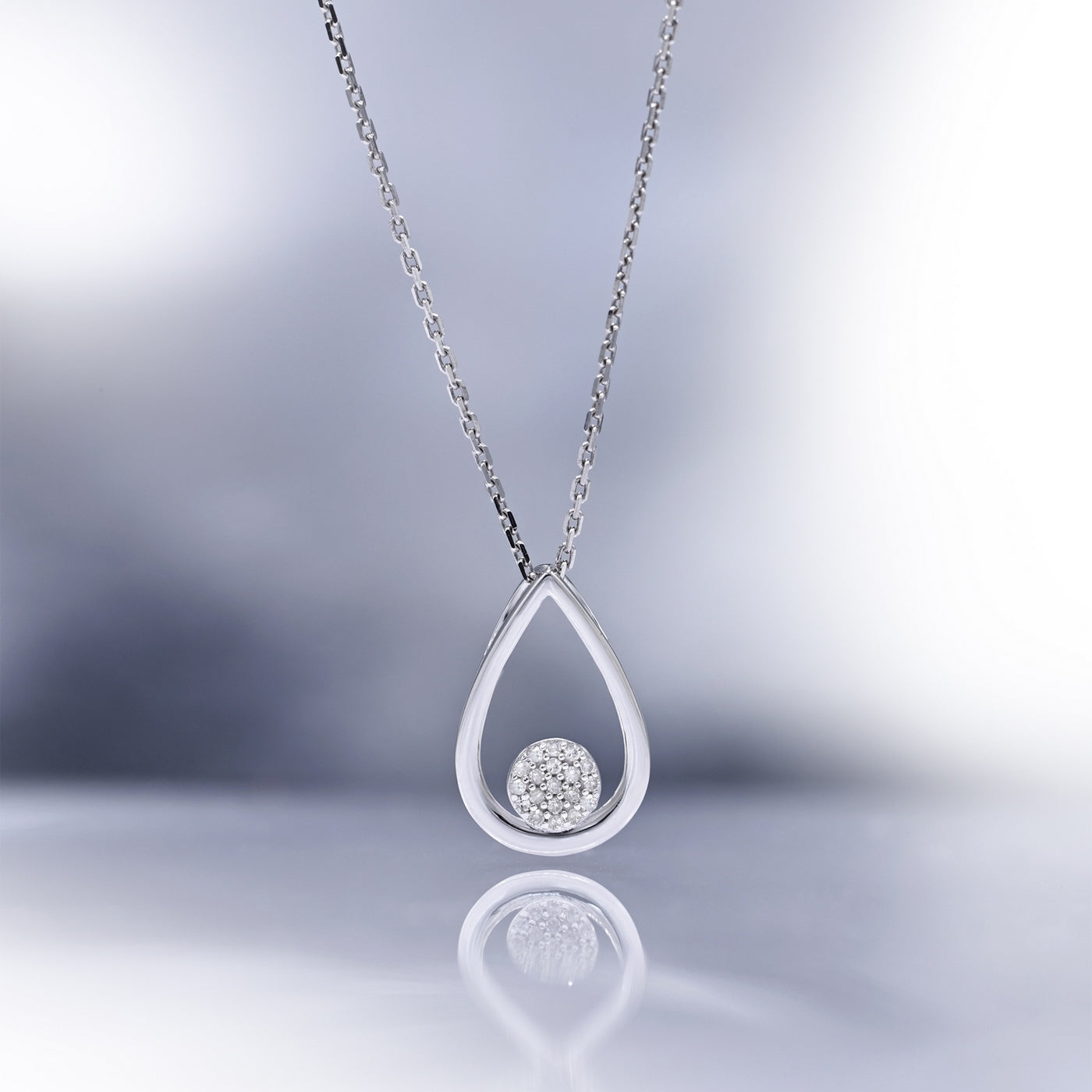 "Deluxe Pear" Pendant D0.05/19 - 375/1000 White Gold