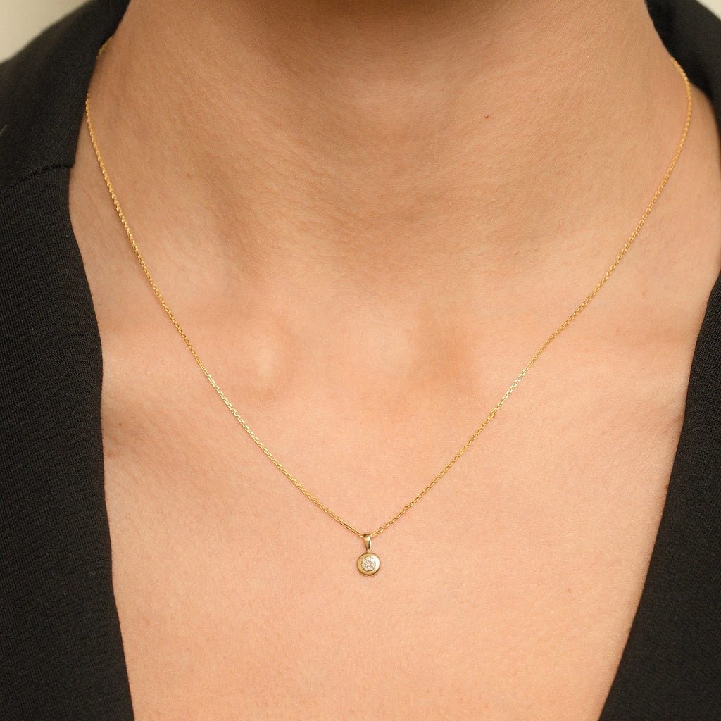"Bombe" Diamond Pendant 0.02/8 - 375/1000 Yellow Gold