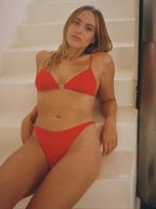 Triangle Red Hot