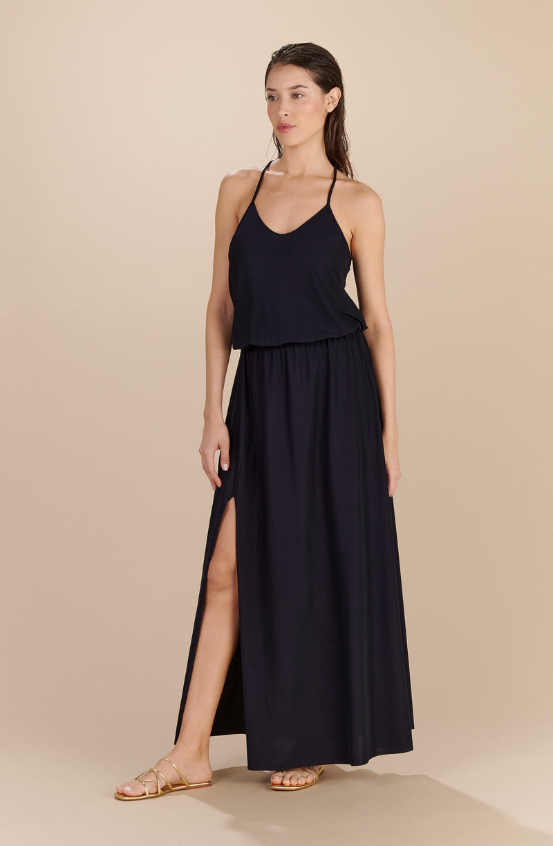 maeve-robe-long-black-a-bretelles-crosses-in-the-back