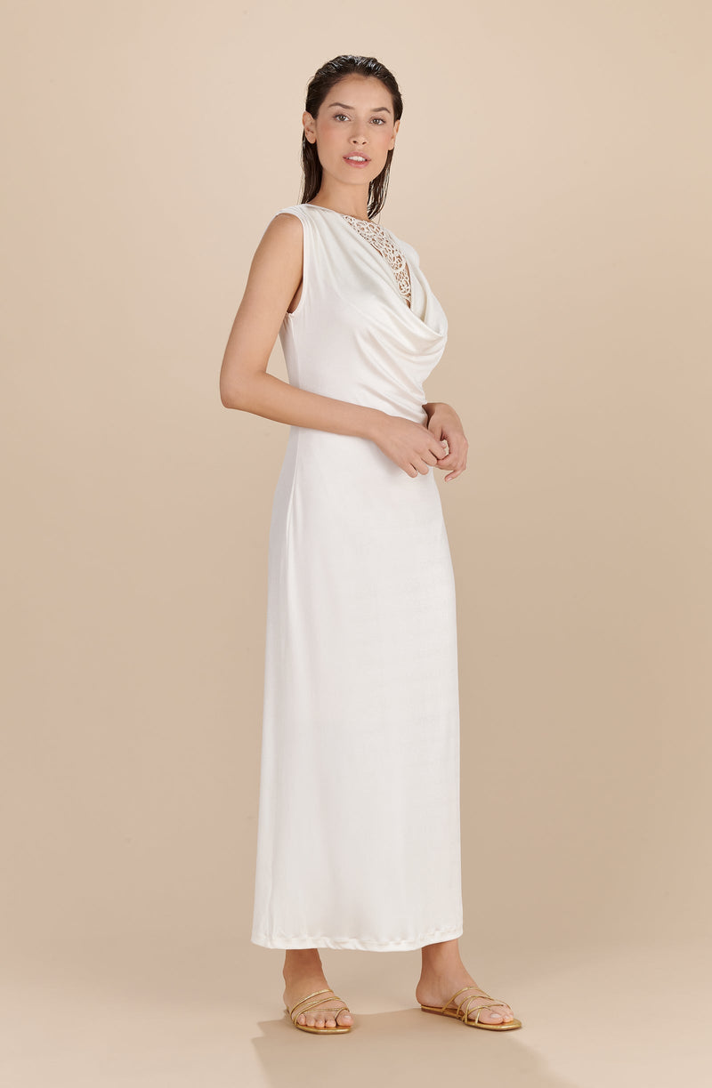 reanne Mother-of-pearl long dress with clam and guipure neckline