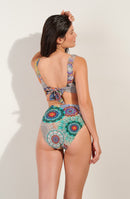 sue Top of swimsuit GIPSY print bra tied in the back