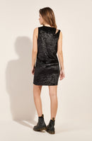 darling noir Velvet dress draped on right side