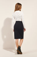 taina Lace top blanc foam with turned-down collar