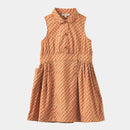 Caramel - Vestido con estampado geométrico de albaricoque y pingüino