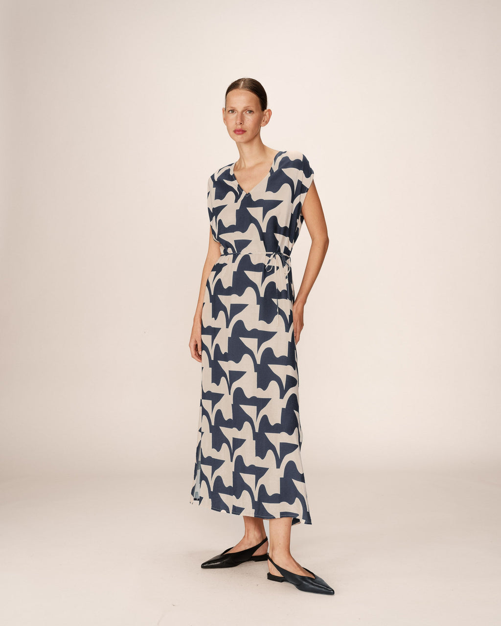 Pensee Maxi Dress - Navy