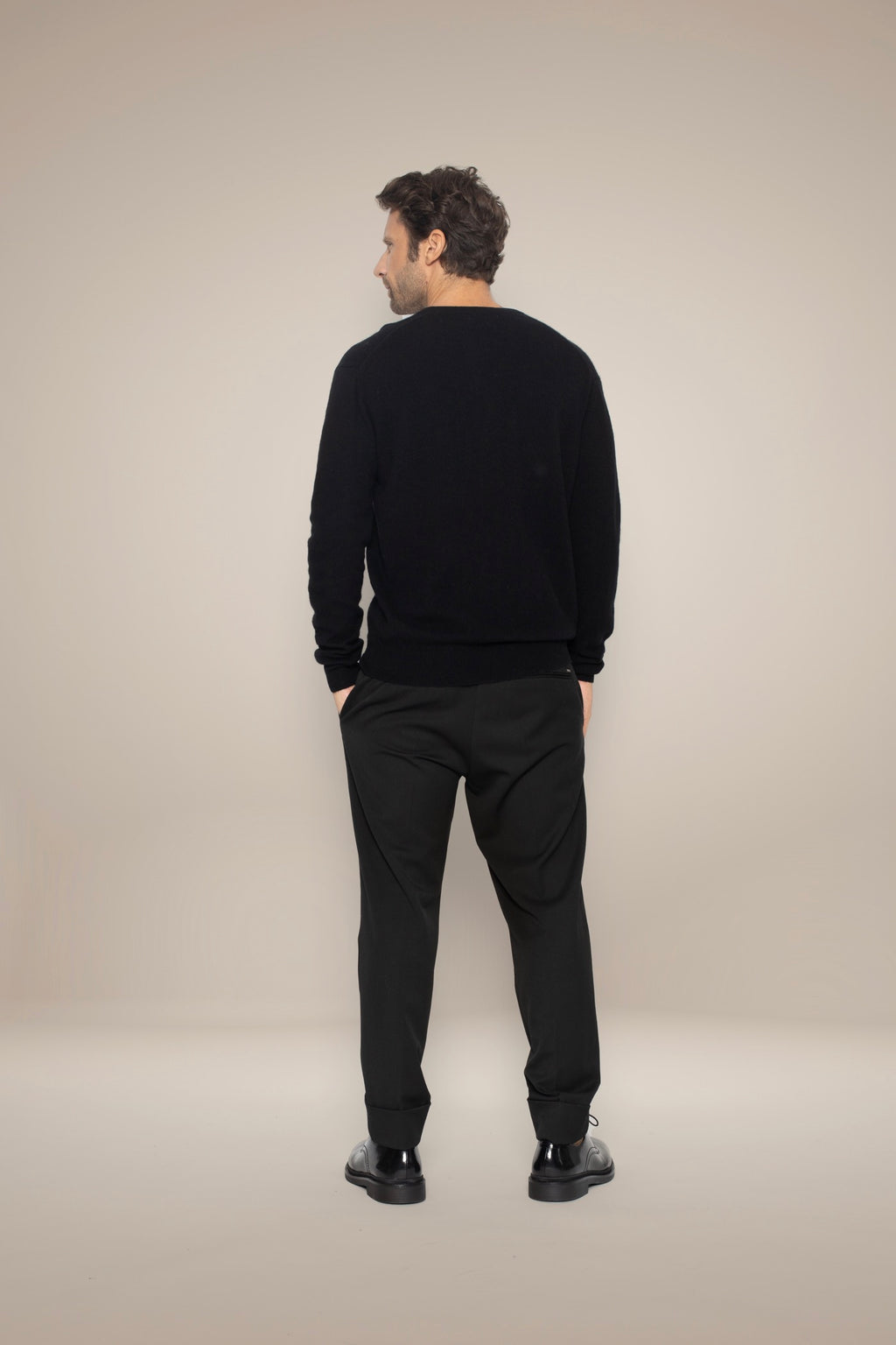 Jersey con cuello en V - Alexander - Negro