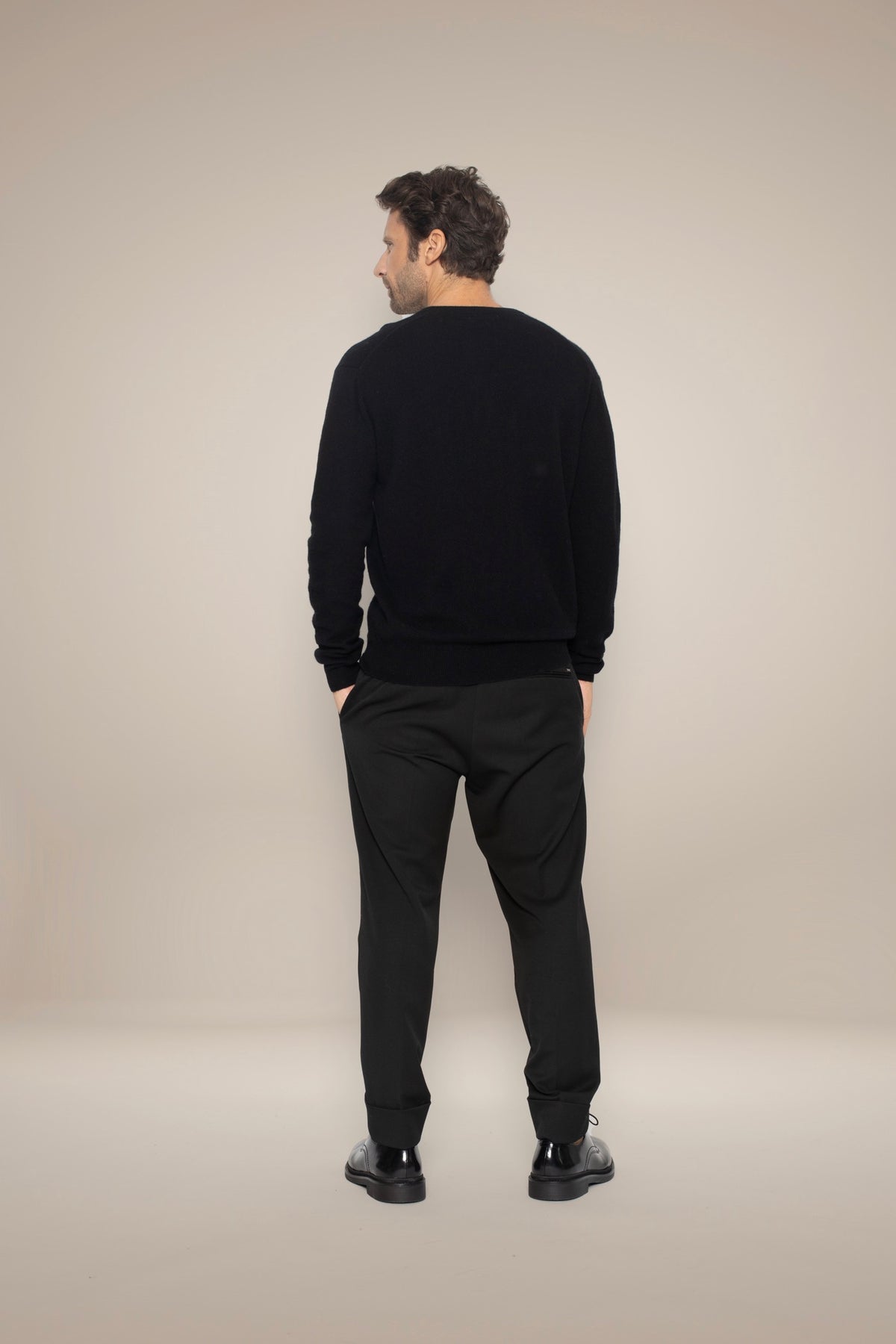 Jersey con cuello en V - Alexander - Negro