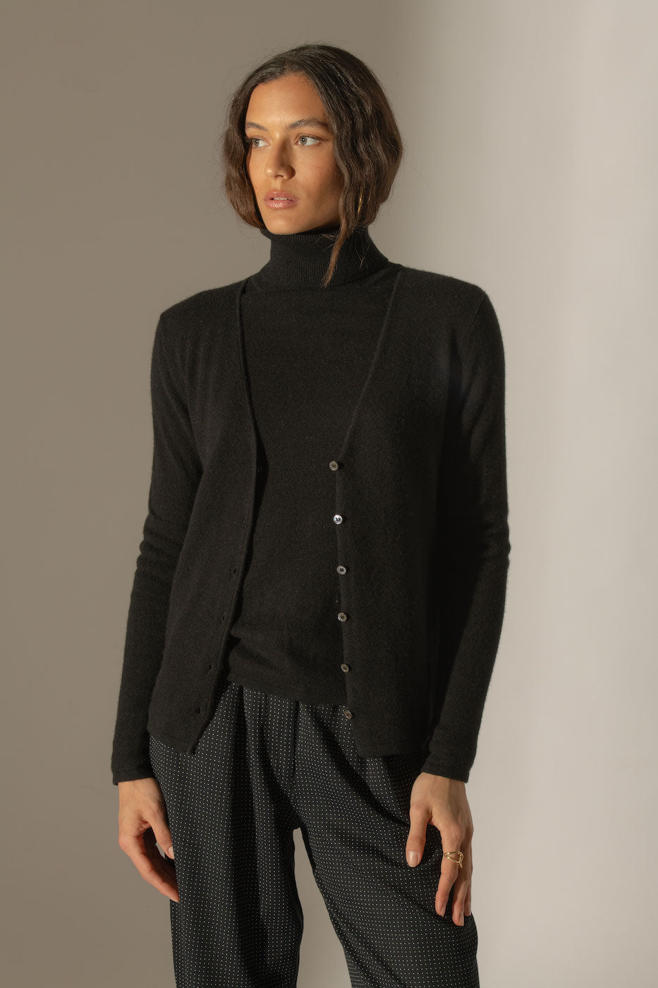 V-Neck Cardigan - Paige - Black