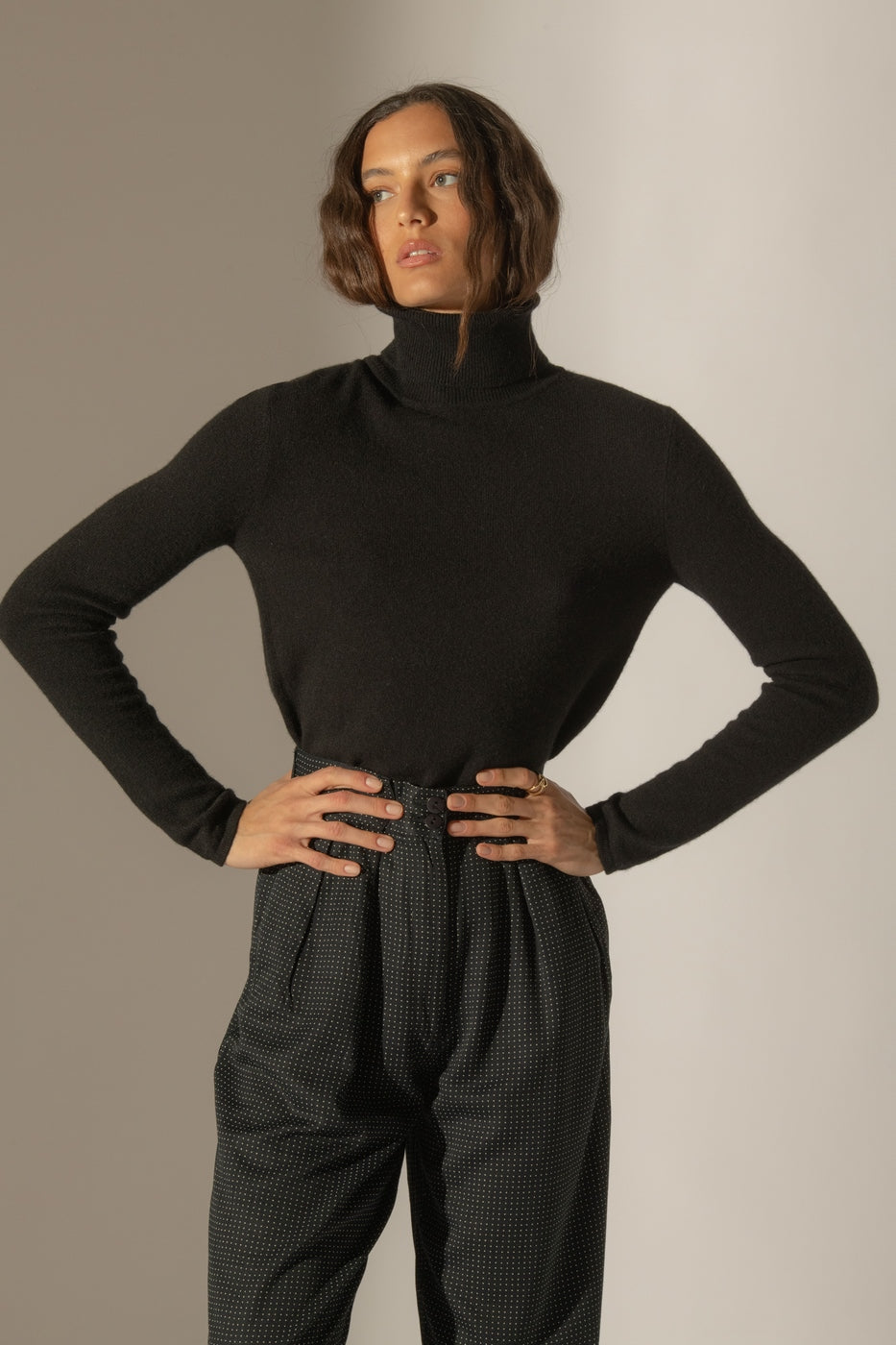 Jersey Cuello Vuelto - Ashley - Negro