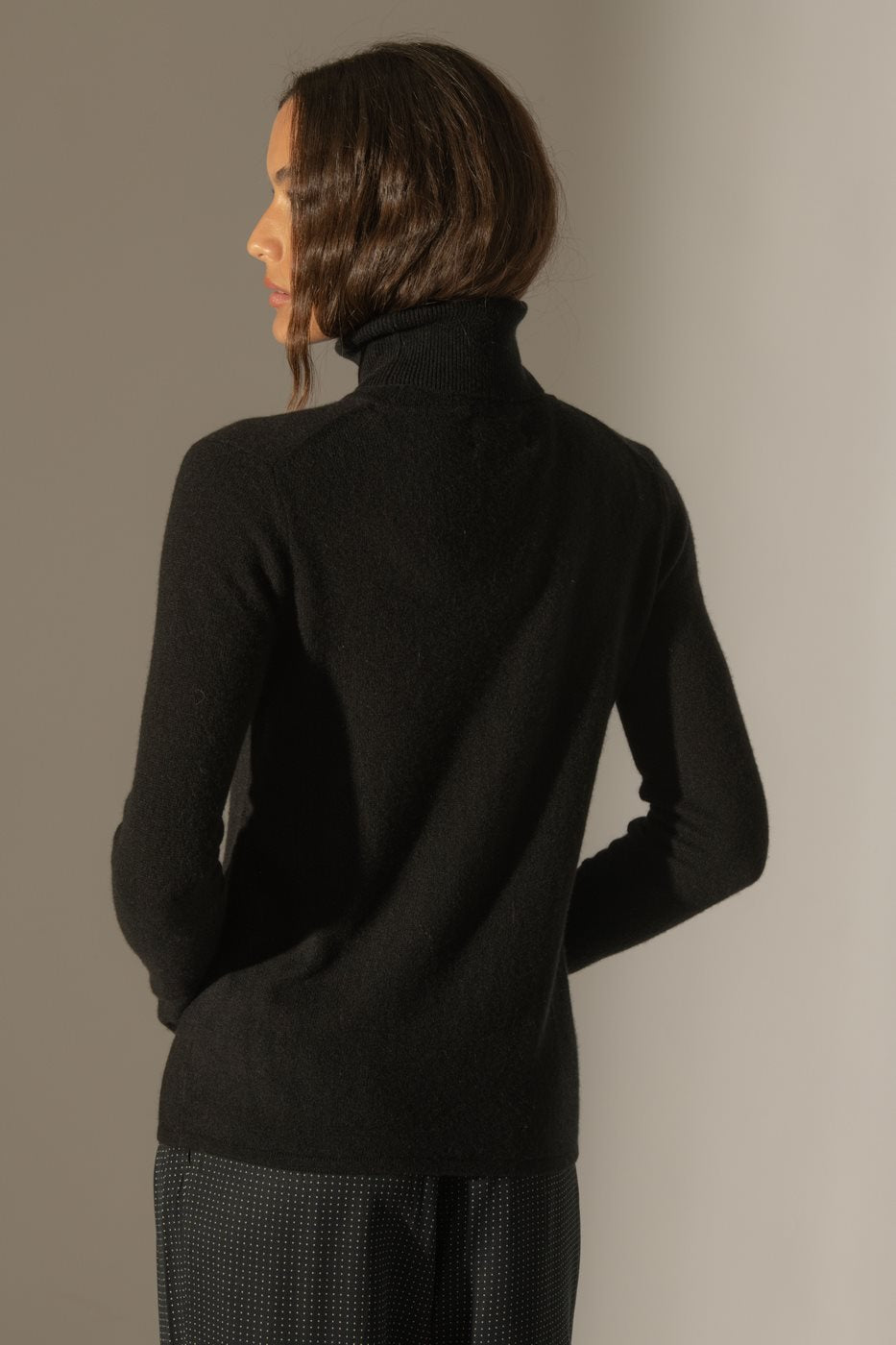 Jersey Cuello Vuelto - Ashley - Negro