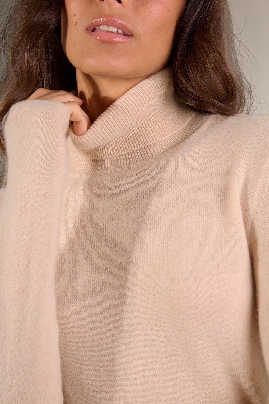 Roll-Neck Jumper - Ashley - Sand