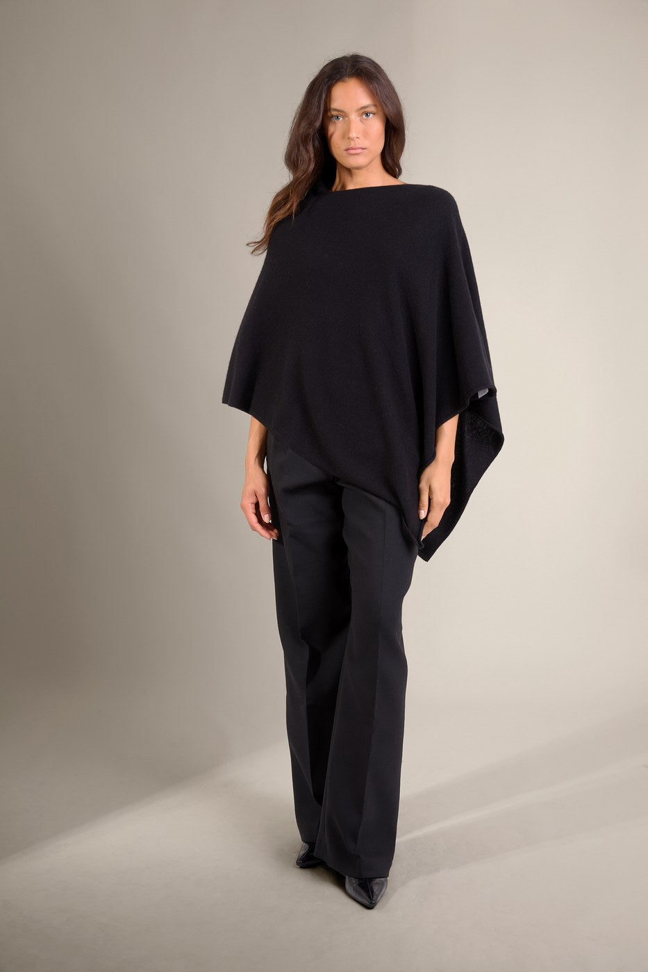 Poncho Tamara - Sort