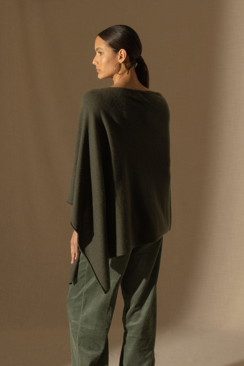 Poncho Tamara - Kaki