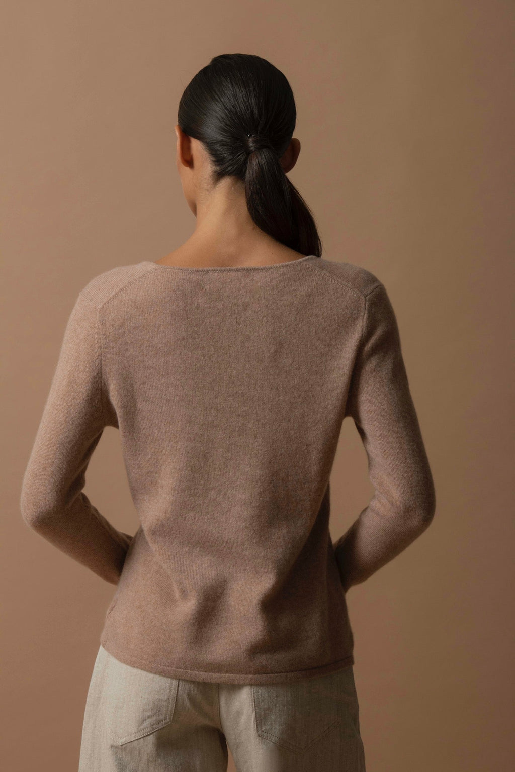V-Neck Jumper - Shannon - Camel Marl