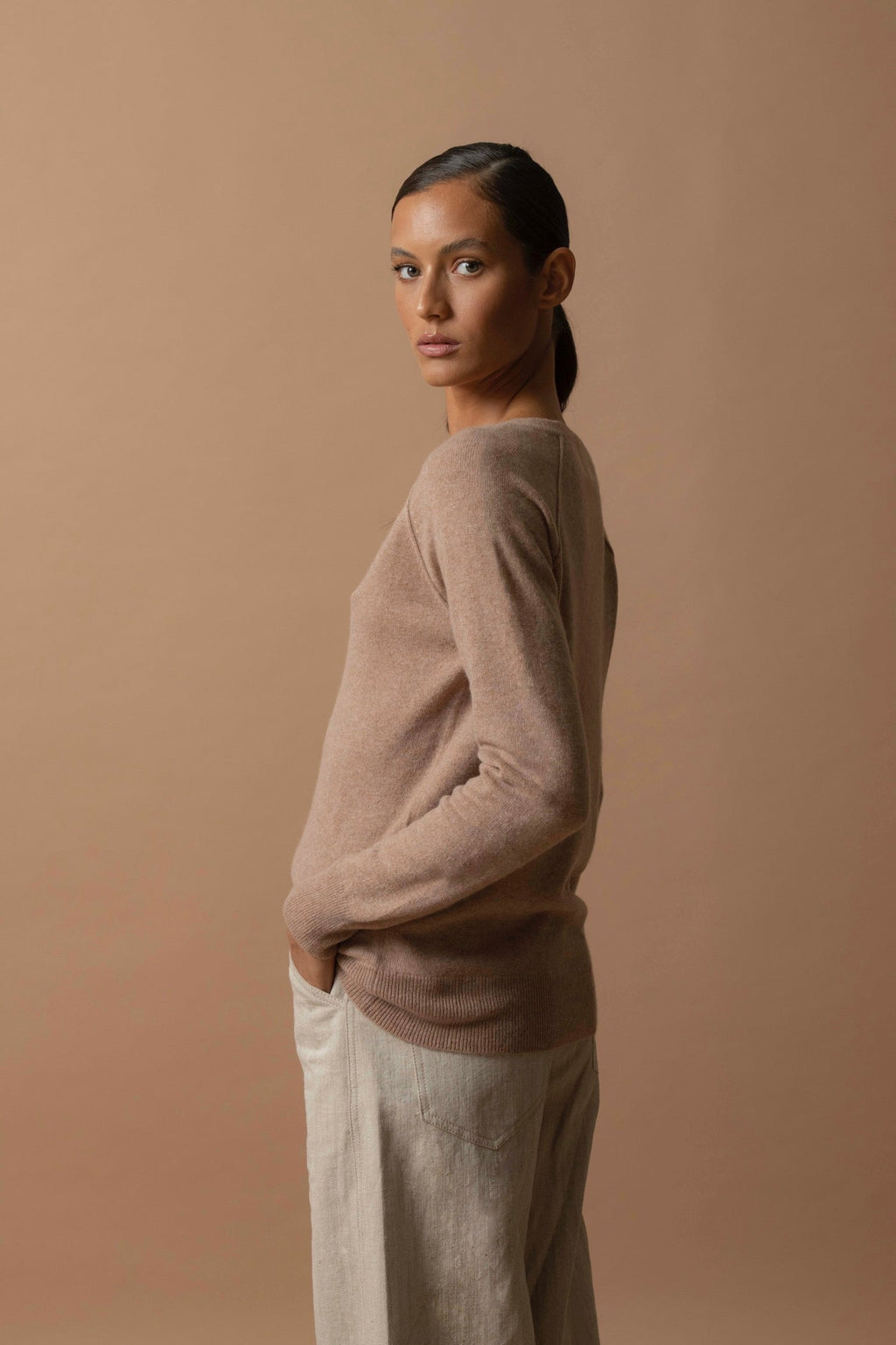 Jersey Cuello en V - Penelope - Camel Jaspeado
