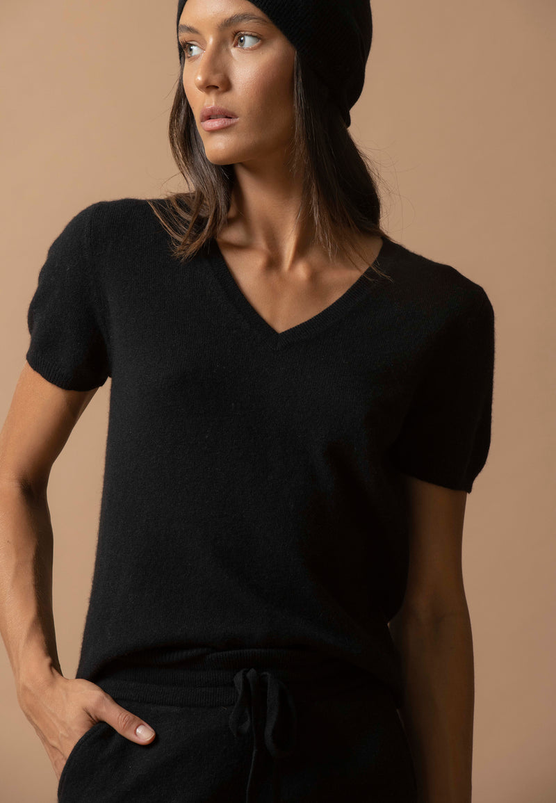 T-Shirt Col V - Efimia - Noir