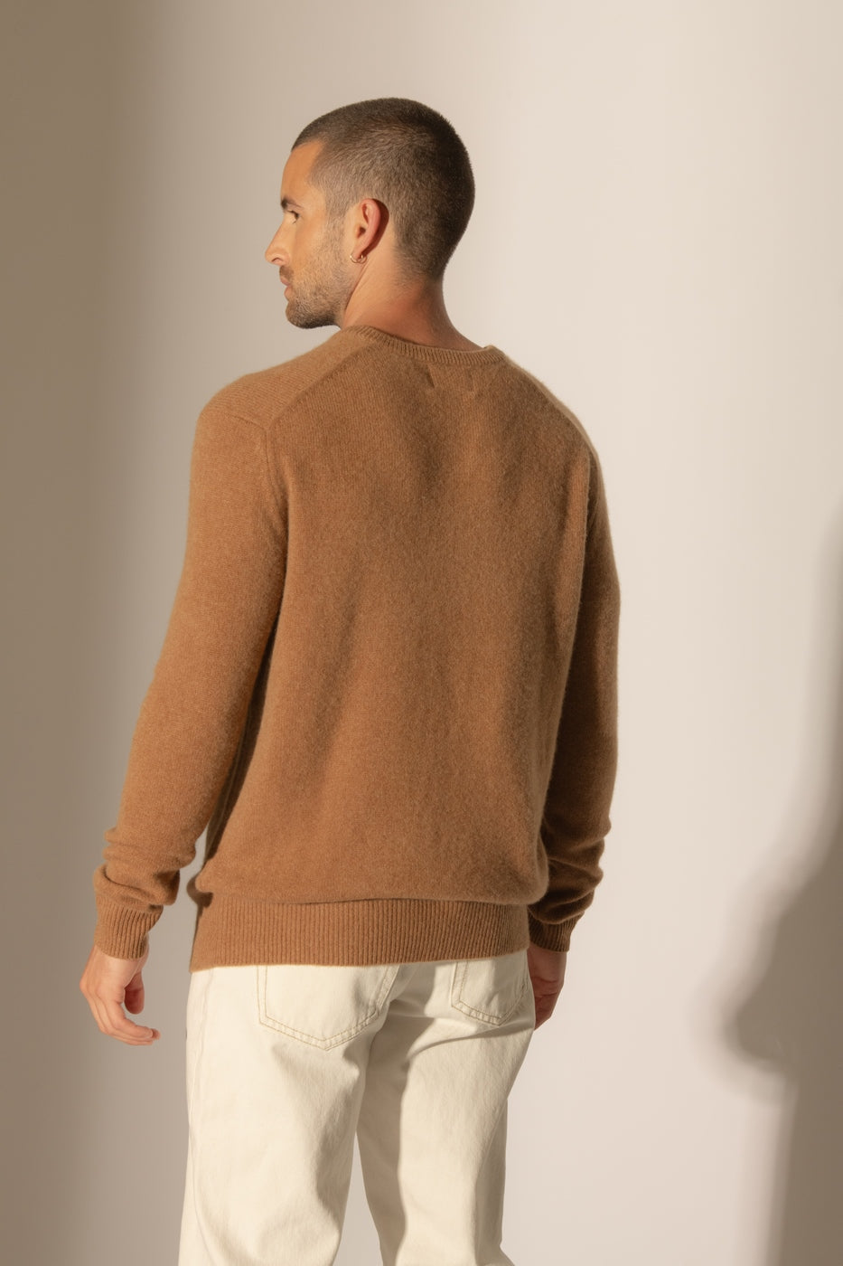 Jersey Cuello V 4 Hebras - Enzo - Avellana