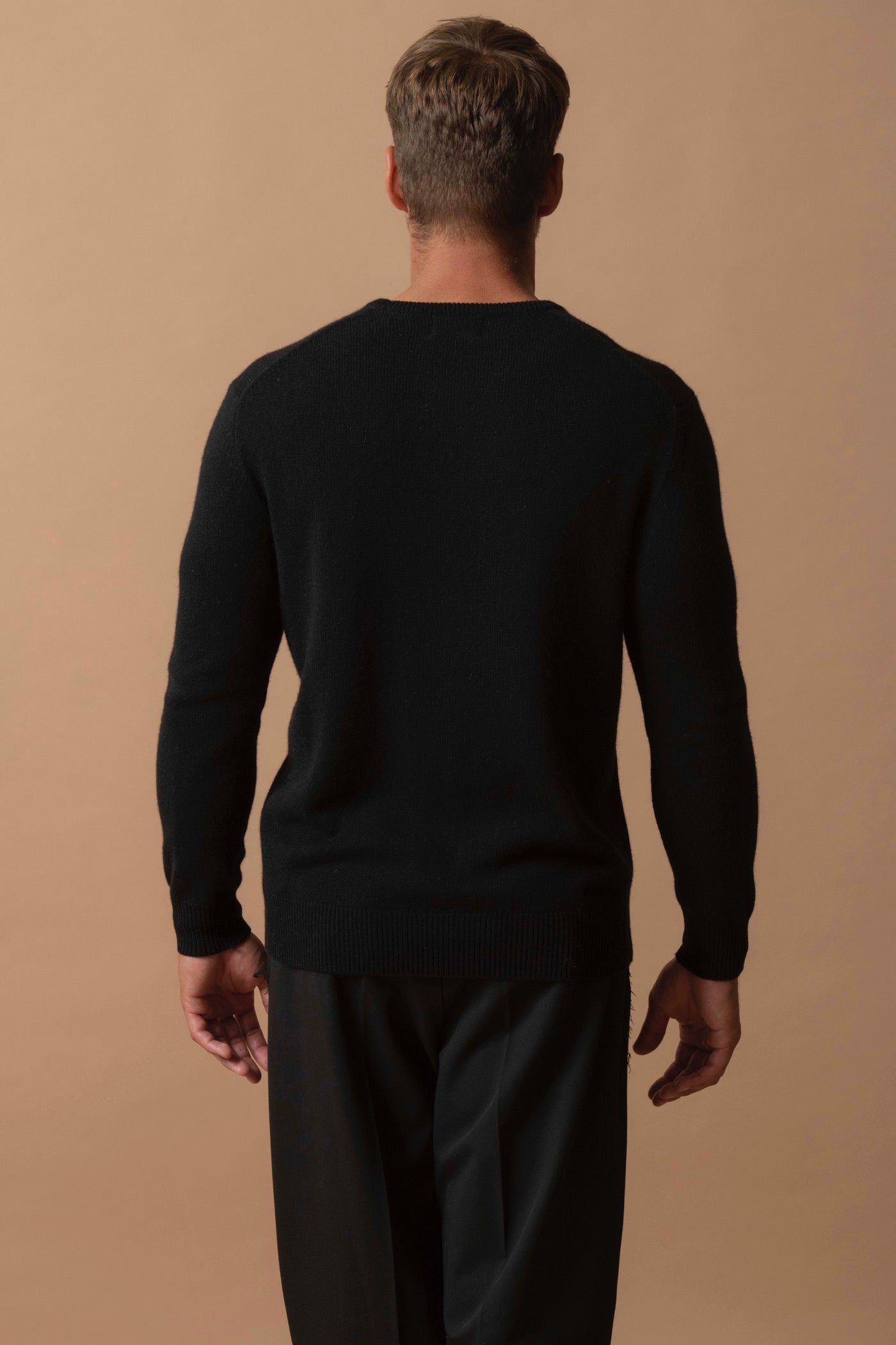 Jersey Cuello Redondo 4 Hilos - Eden - Negro