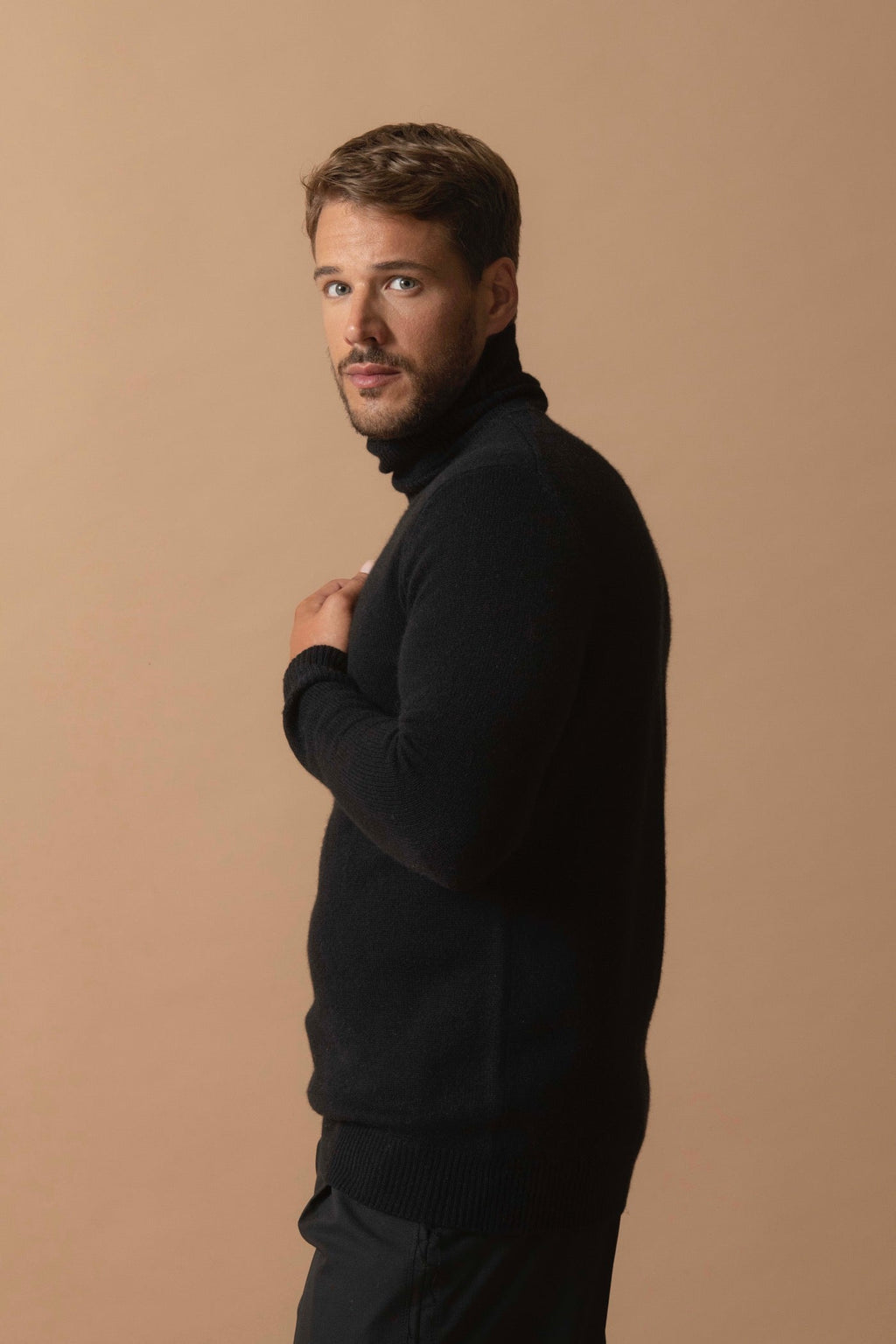 4-Ply Roll-Neck Jumper - Marius - Black