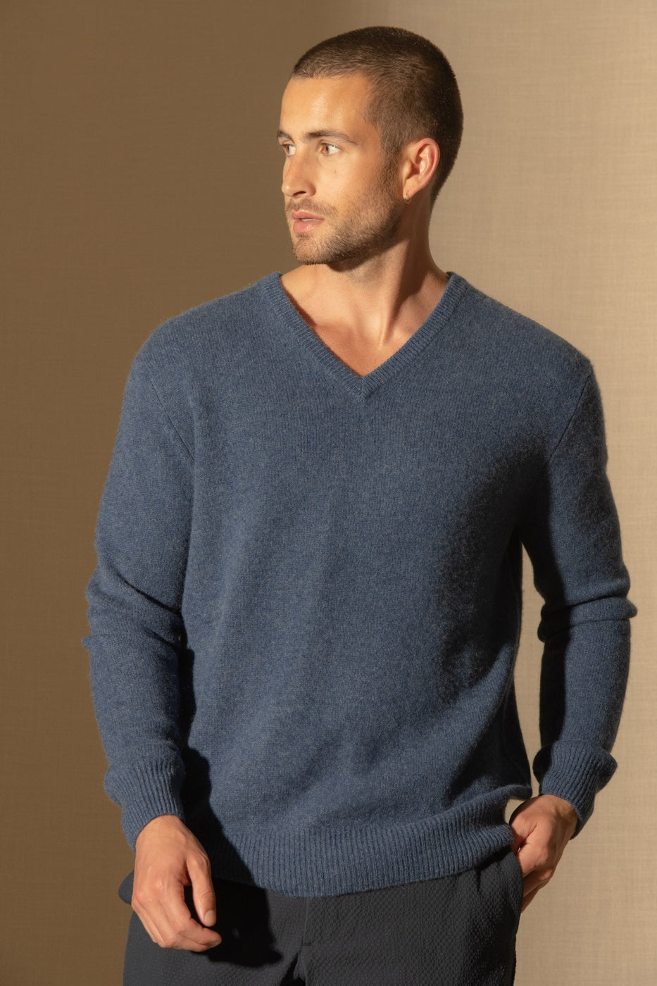 Jersey Cuello en V 4 Hilos - Enzo - Océano Jaspeado