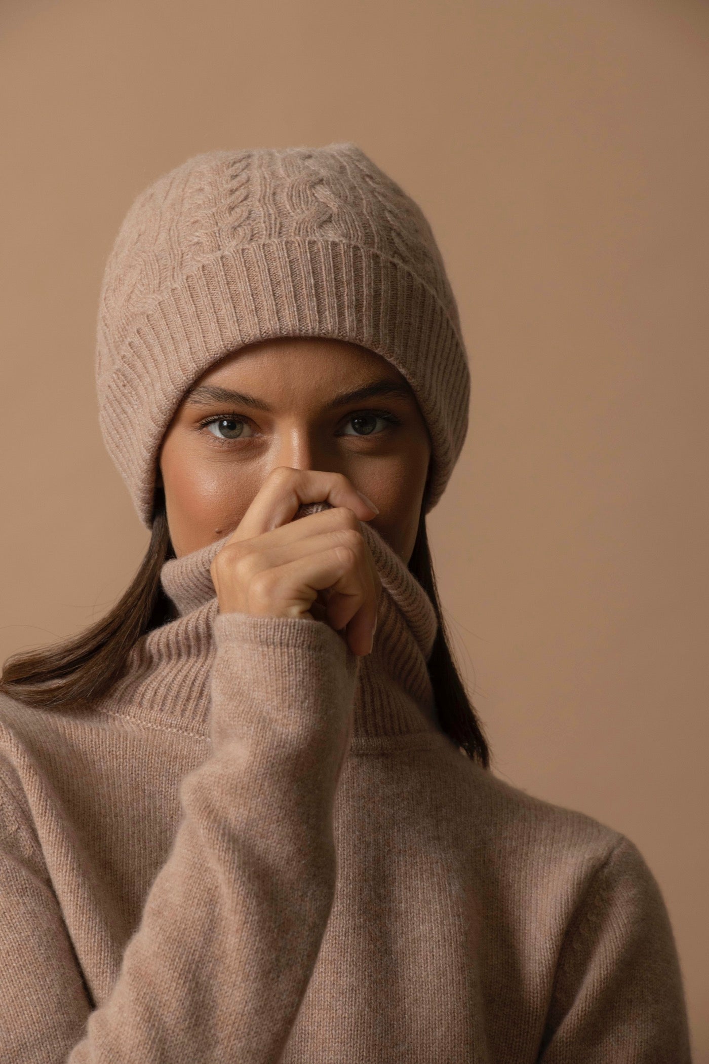 4-Ply Roll Neck Jumper - Willow - Flecked Camel