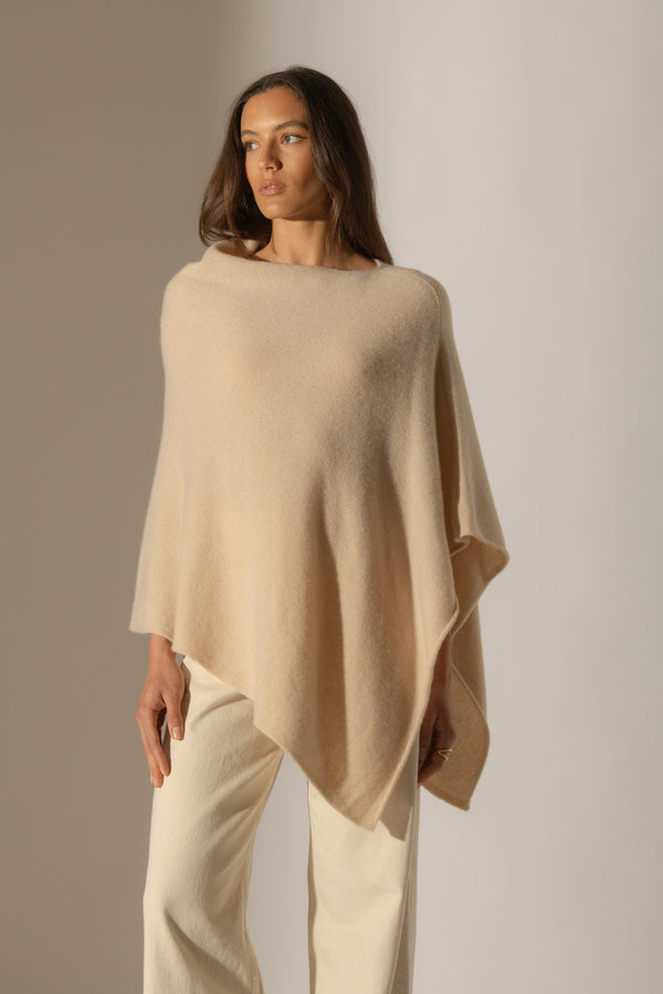 4-trådet poncho Georgia - Sand