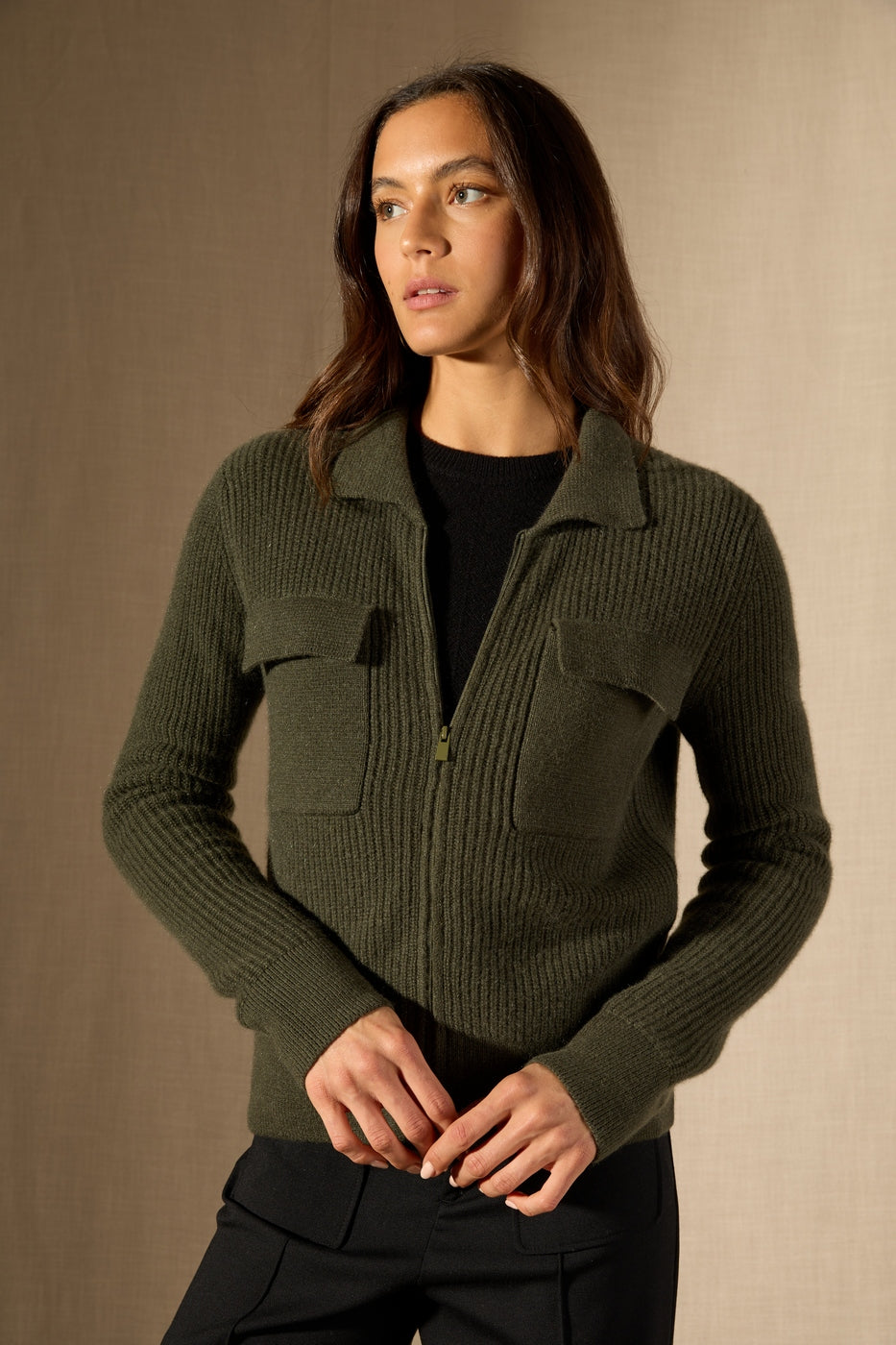 Veste Courte Zippée Col Chemise 4 Fils Sara - Kaki