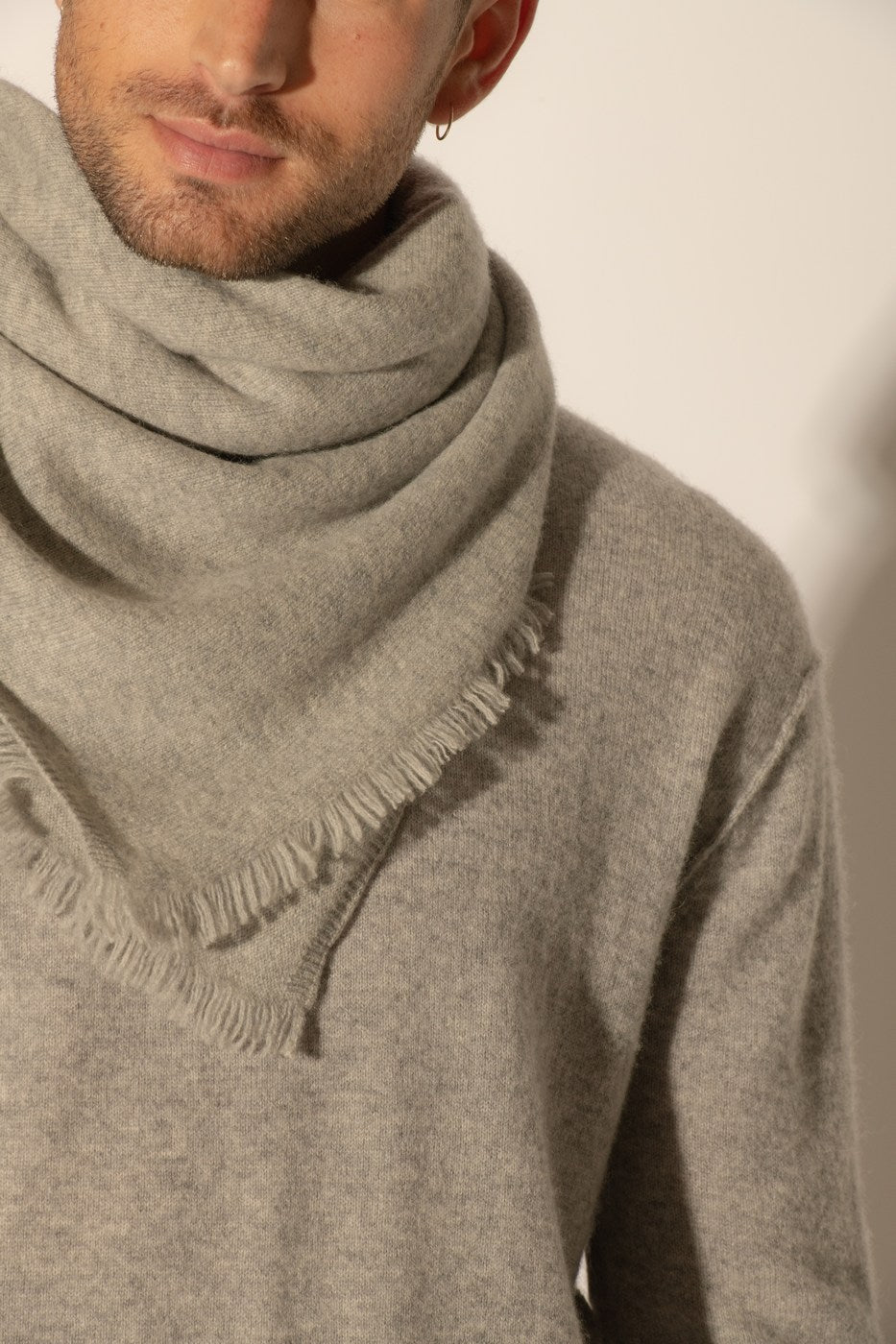 Square Scarf - Firvidas - Heathered Grey