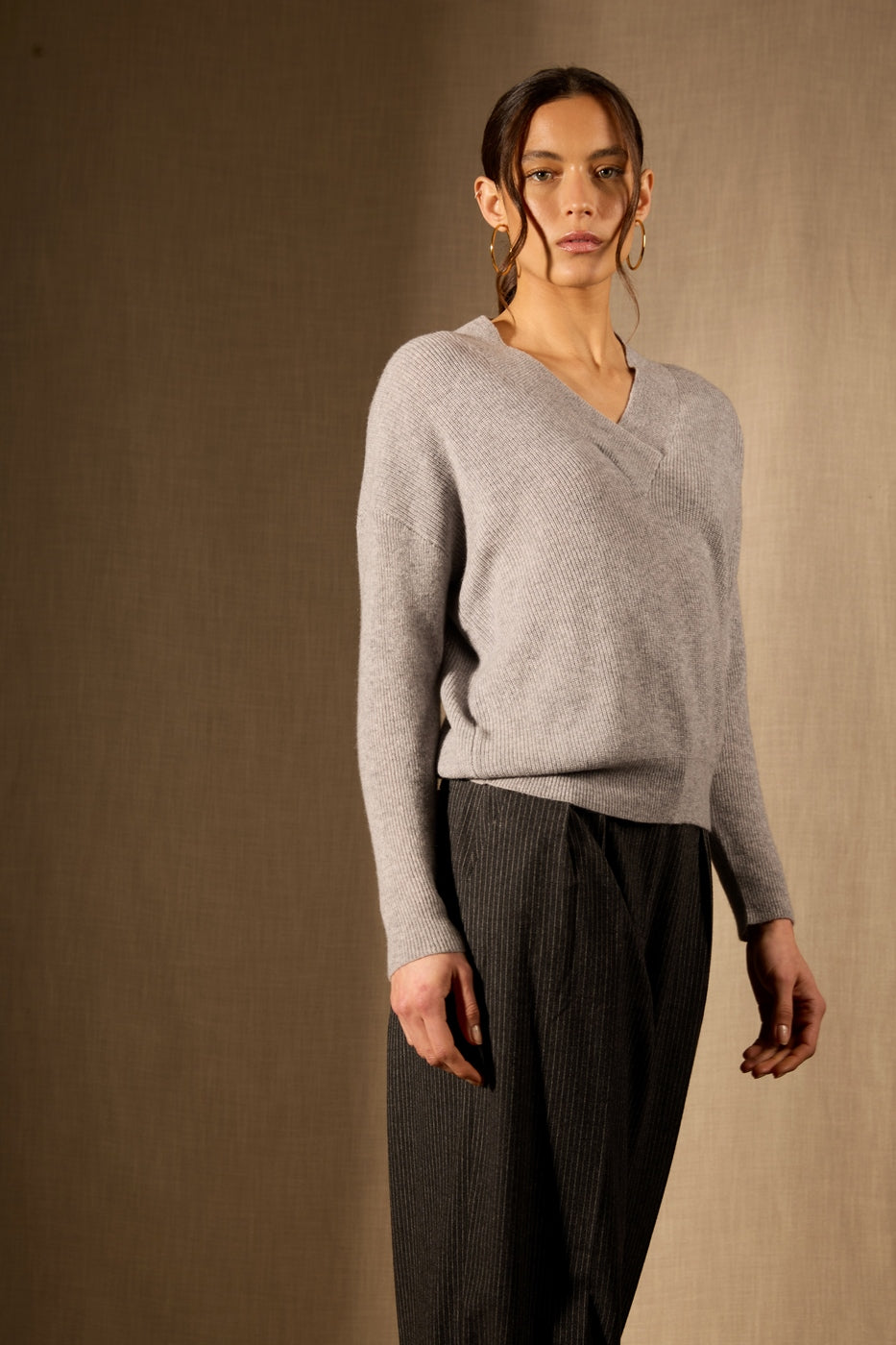 Crossover V-Neck Jumper - Grainne - Grey Marl