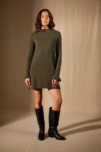 Vestido Cuello Alto Volantes Puños - Lyamia - Caqui