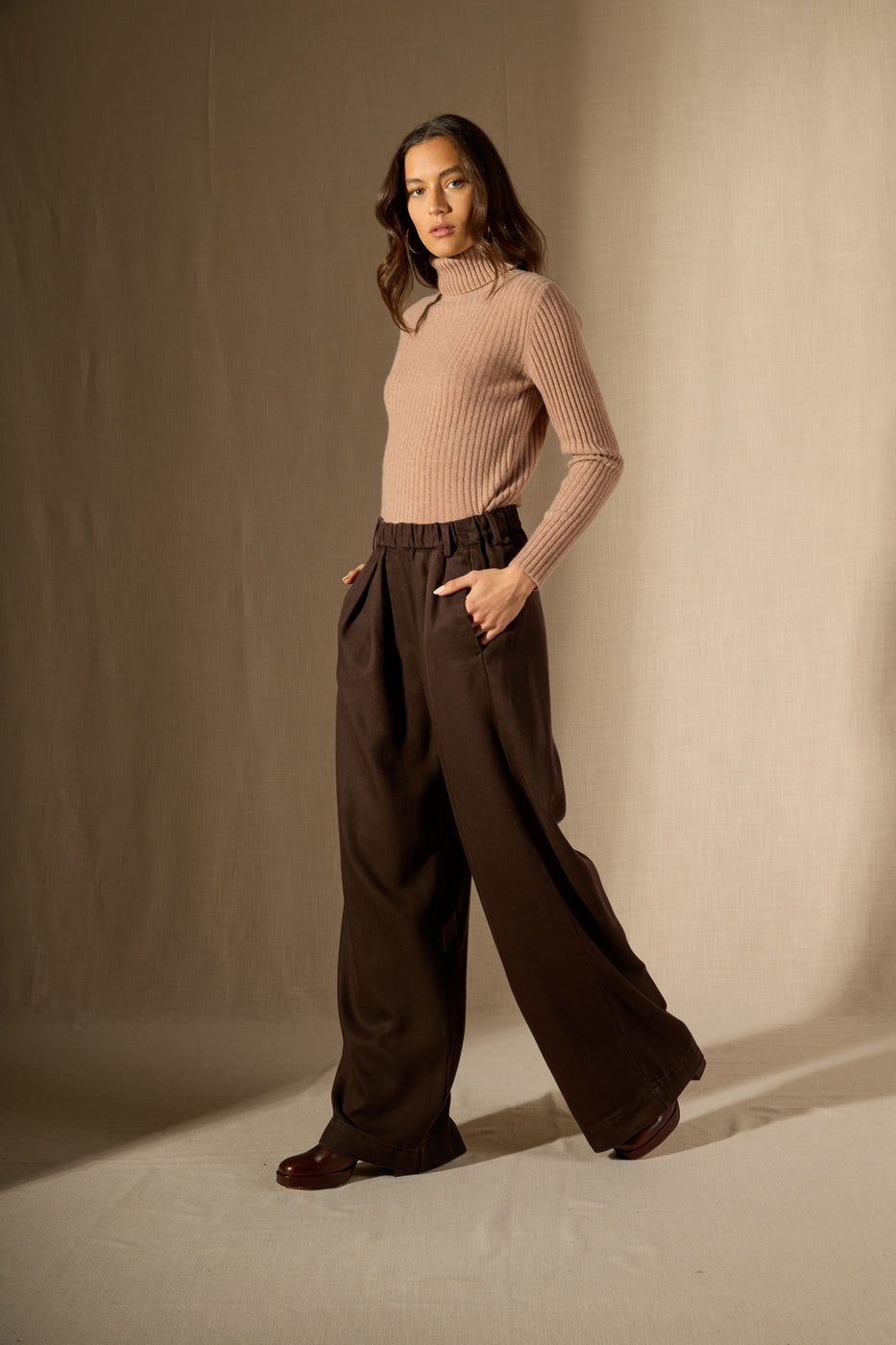 Round Neck Jumper - Souna - Camel Marl