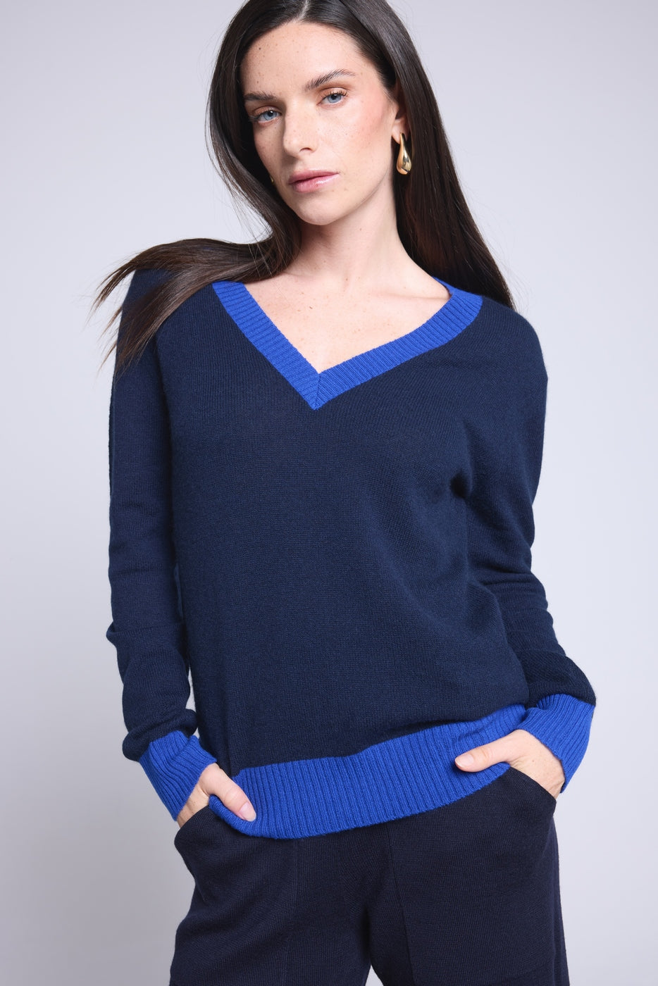 Jersey de cuello en V Perla de canalé de color - Azul marino azul rey - Mujer