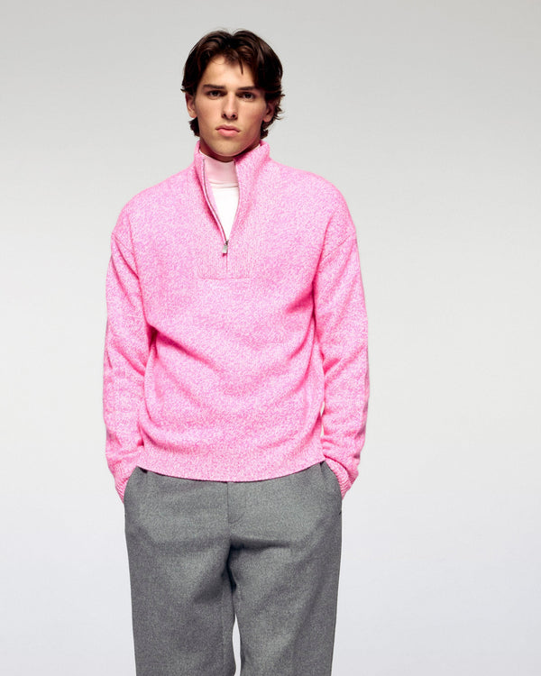 #label: Dren is 1.89m tall and wears a size S