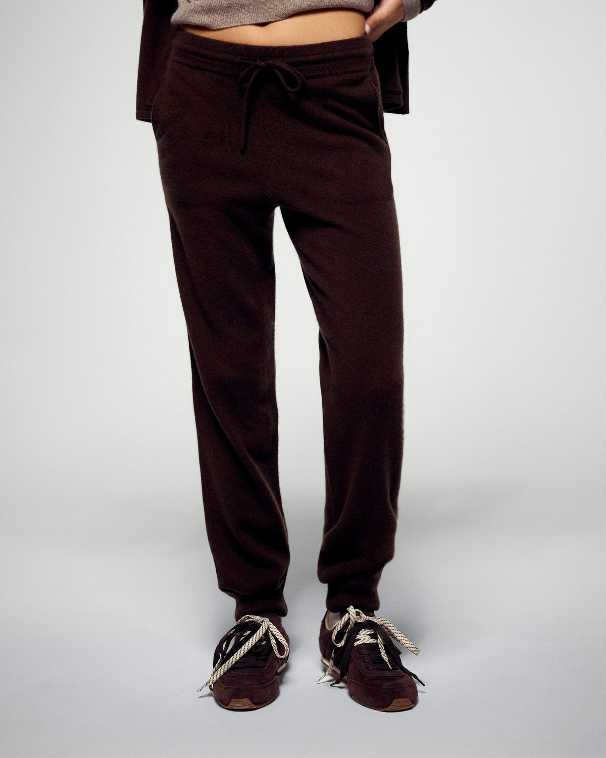 Straight-Leg Joggers - Chocolate - Women