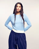 #label: Ehlana mesure 1,77m et porte une taille S