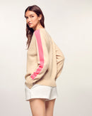 #label: Maria mesure 1,79m et porte une taille S