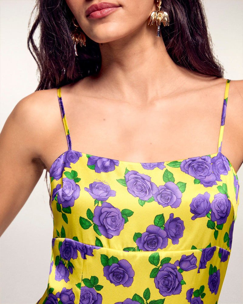 Robe Courte Bretelles