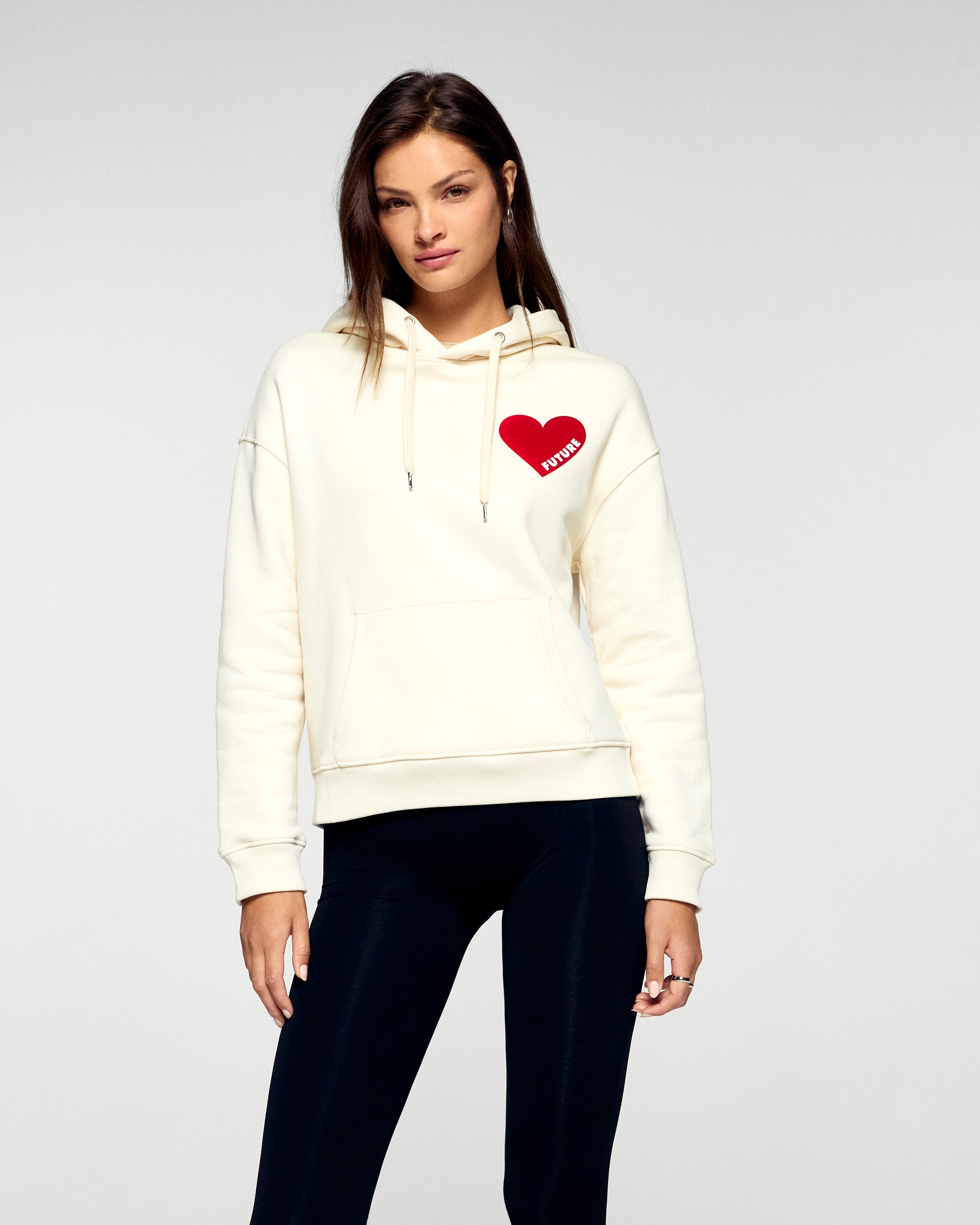 #label: Selaa is 1.73m tall and wears a size S