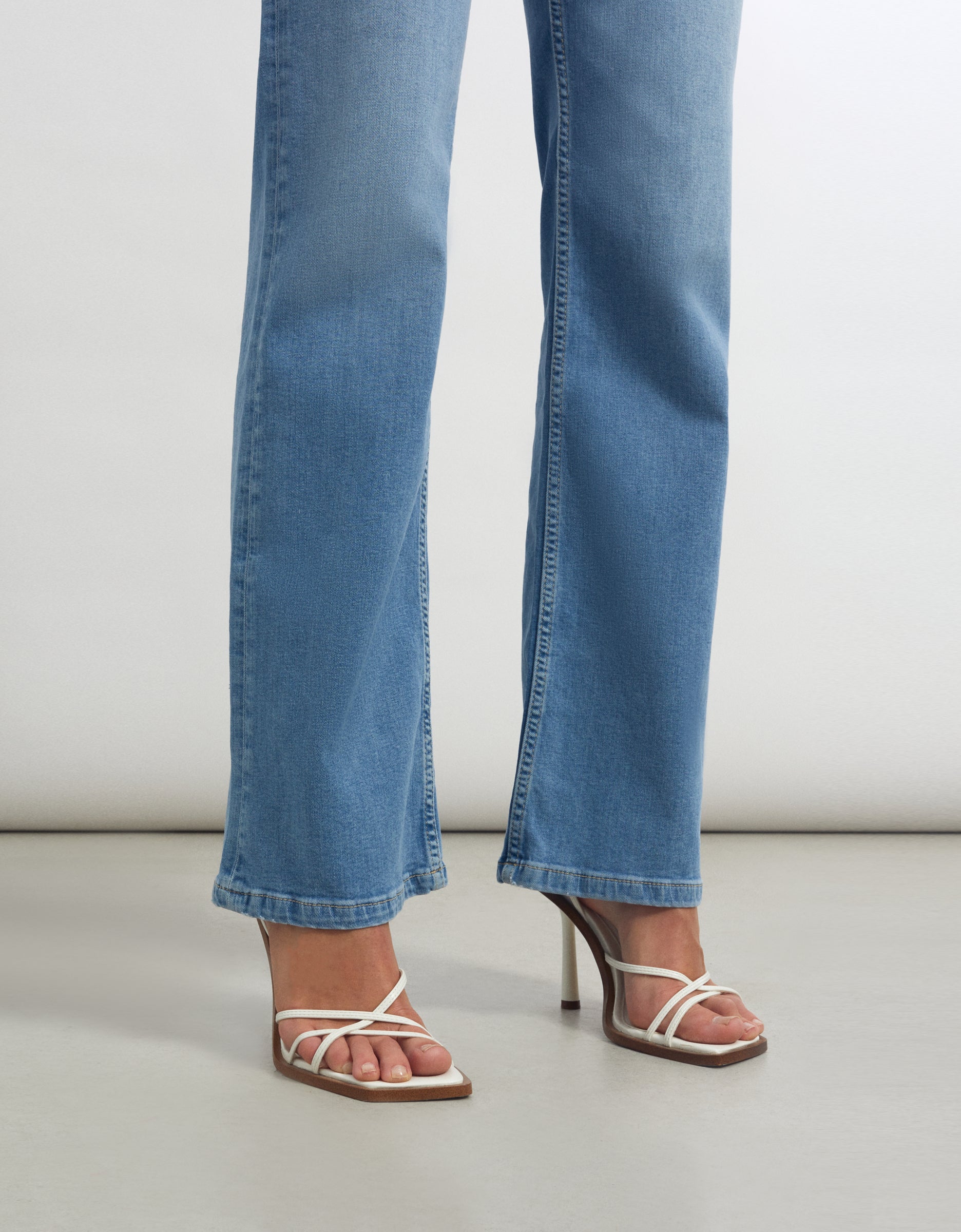 Jean Flare Pernille - Denim B-450 - Femme