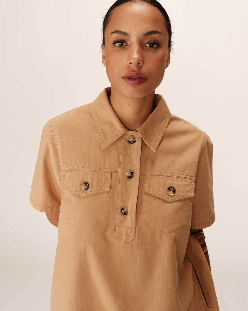 Vestido Corto Cuello Abotonado Camel Philine