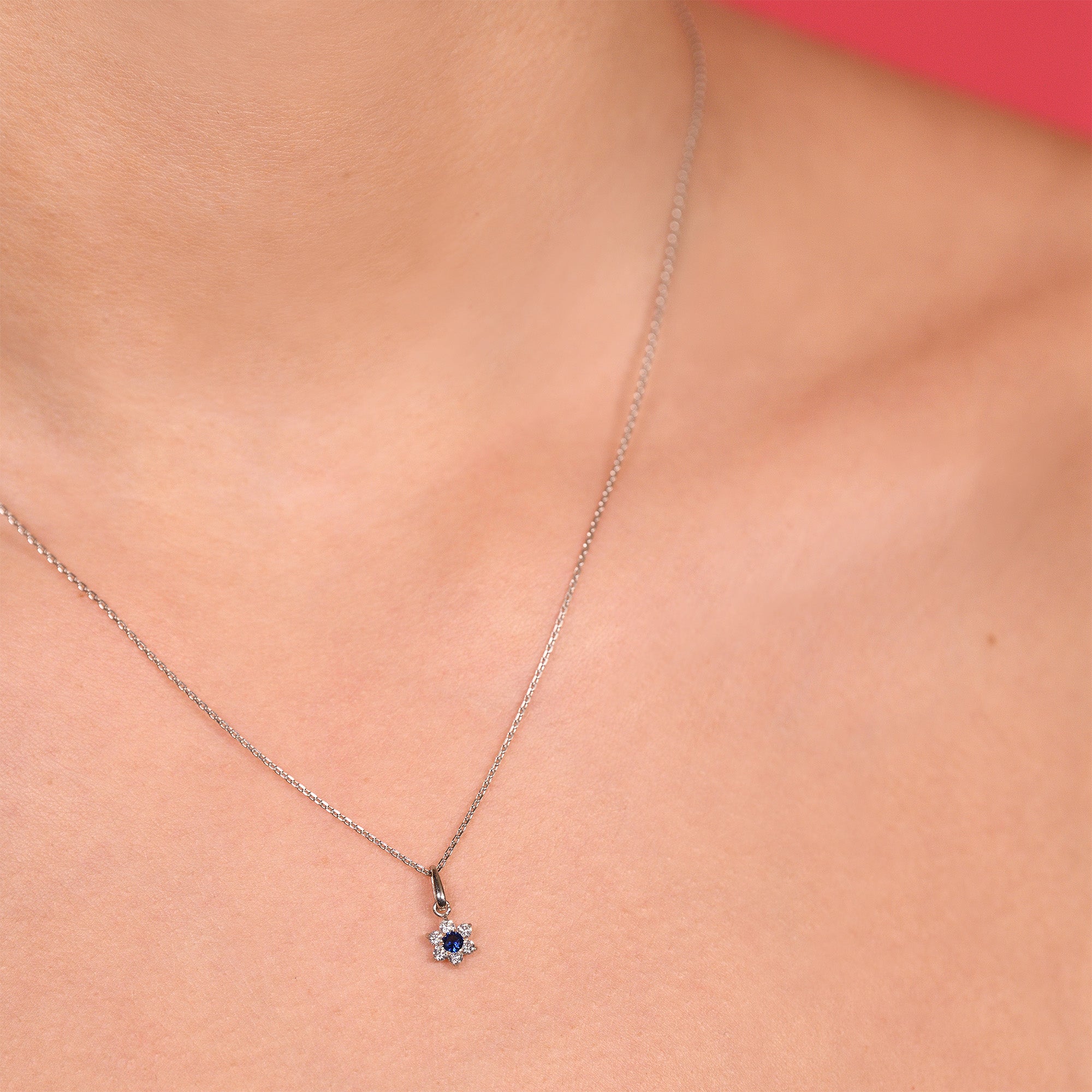 Pendentif "Le Messager Bleu" - Or Blanc 375/1000 Et Zirconium Bleu